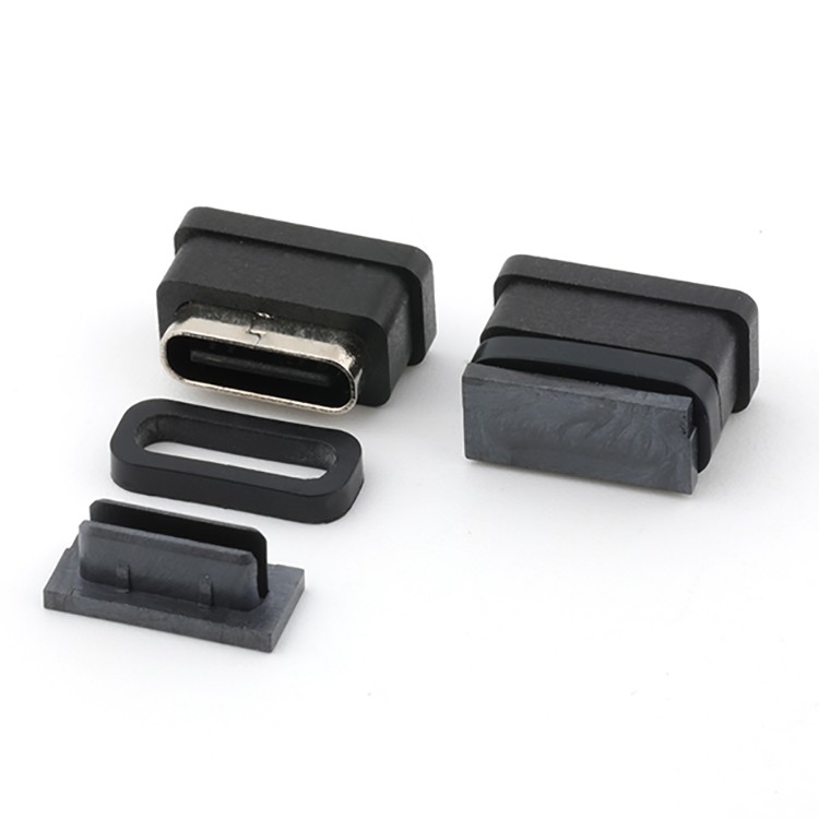 IPX7 Vertical Waterproof USB C Female Connector